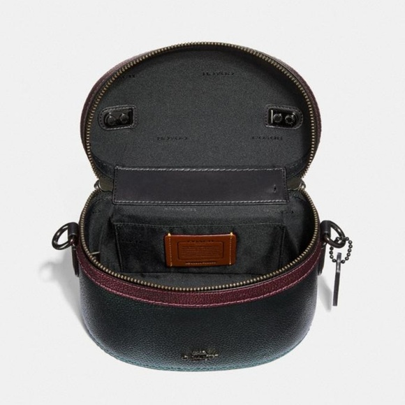 🆕️ Coach Colorblock Metallic Trail Crossbody Bag - Picture 5 of 8